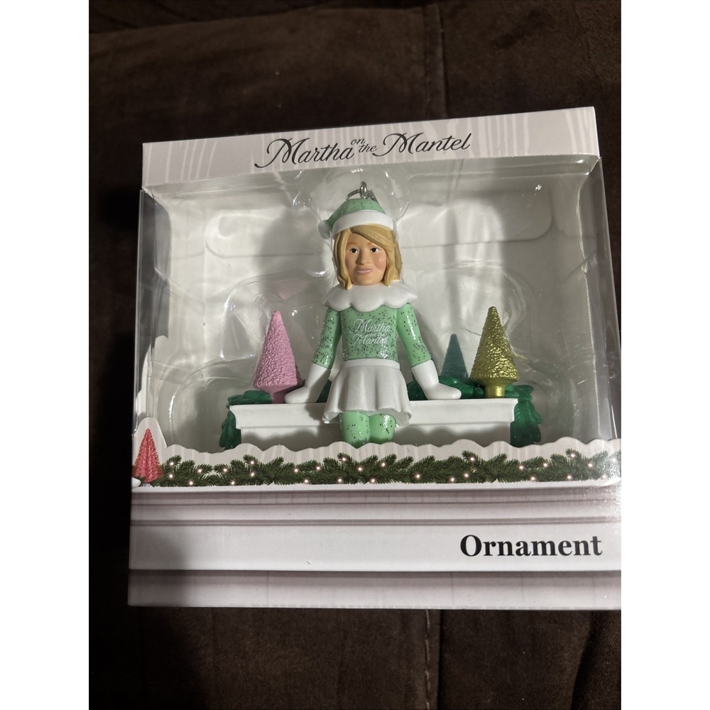 NEW IN BOX MARTHA ON THE‎ MANTEL ORNAMENT